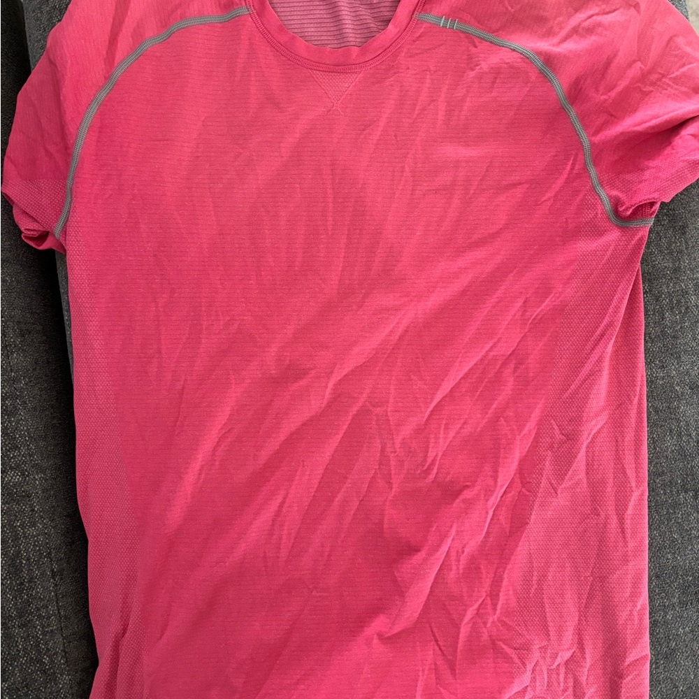 lululemon athletica Pink Short Sleeve Tee - Picture 2 of 2